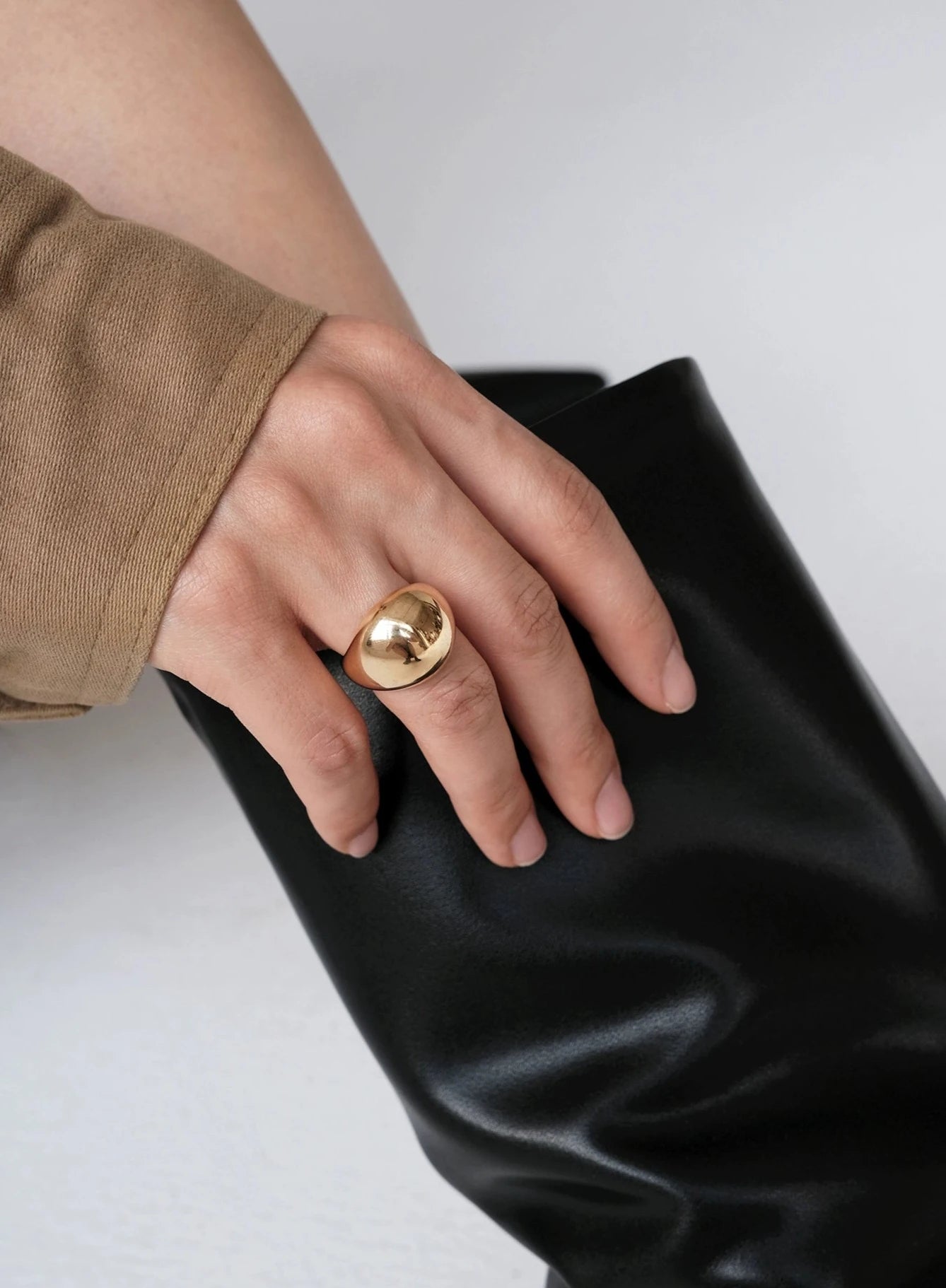 Chantae Curved Dome Ring Gold
