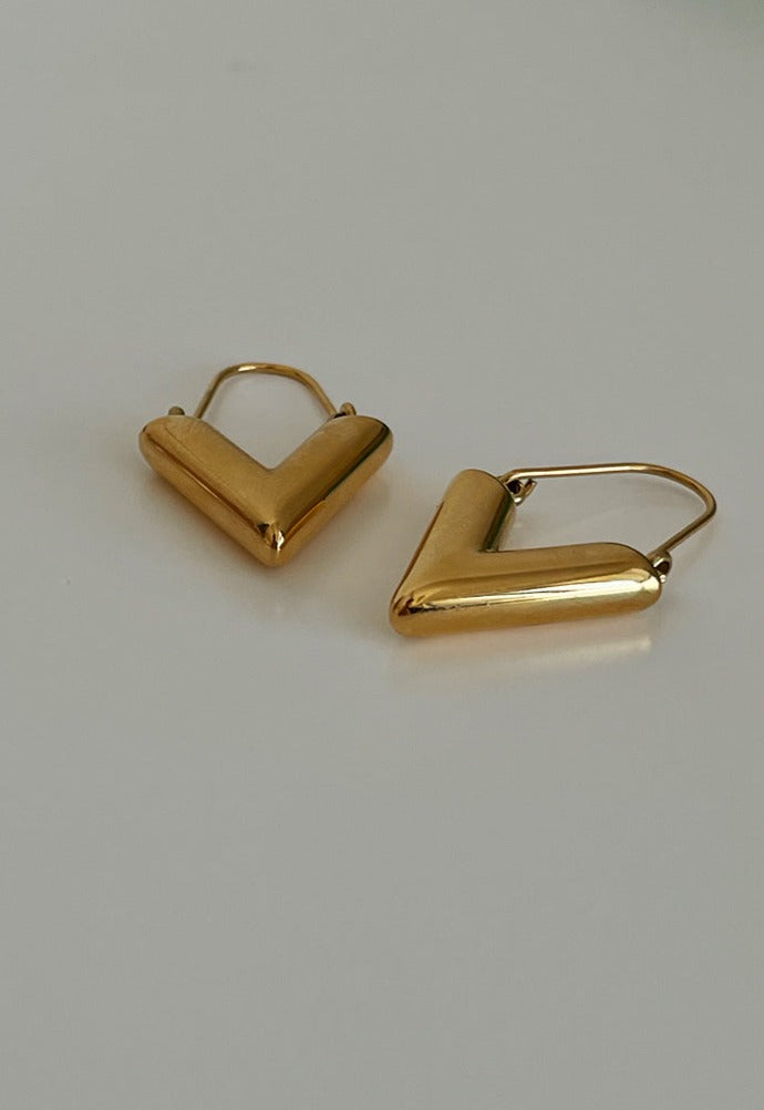 Louis Vuitton Essential V Hoops - Gold-Tone Metal Hoop, Earrings