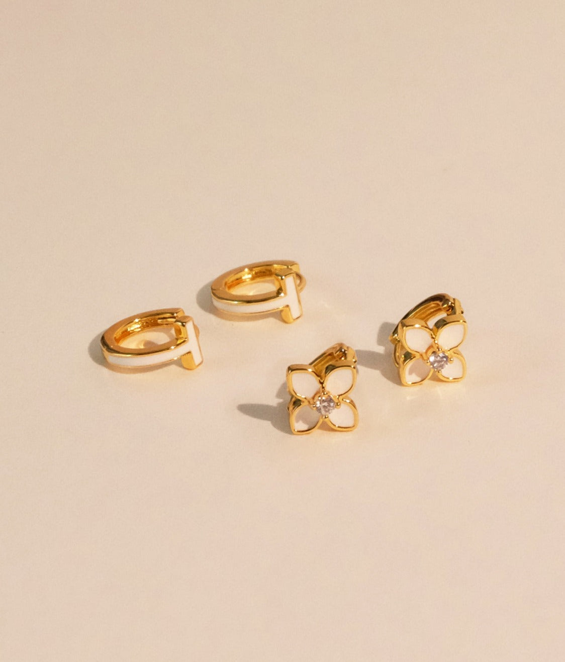 White Enamel Gold Hoops T-Wrap and Clover 18K Gold