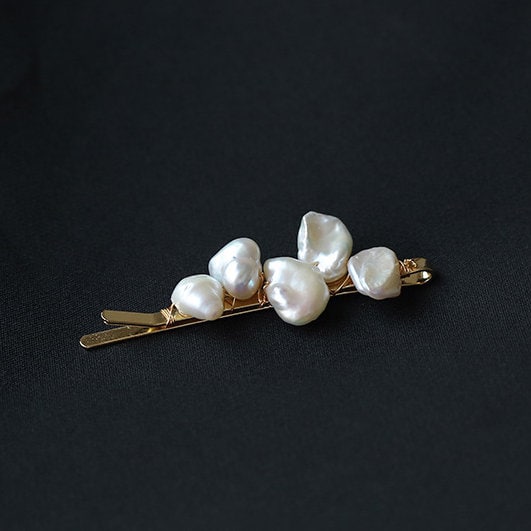 Parisian 14K Gold Laurel Baroque Pearl Hair Clip, Freshwater Pearl Hairpin, Wedding Barrette
